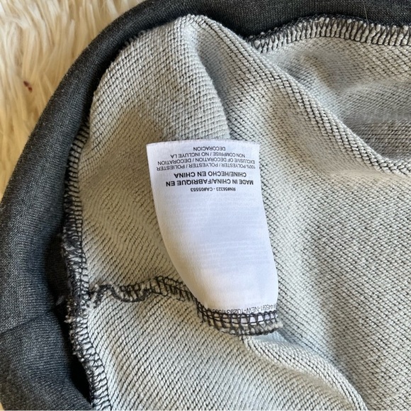 Nike Dri-FIT Long Sleeve Gray Base with Black Accents 3/4 Zipper Logo Men's L - Picture 8 of 10